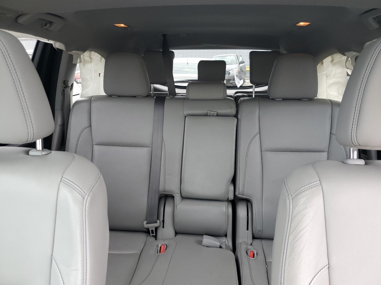 5TDJKRFHXES020129 2014 Toyota Highlander Xle