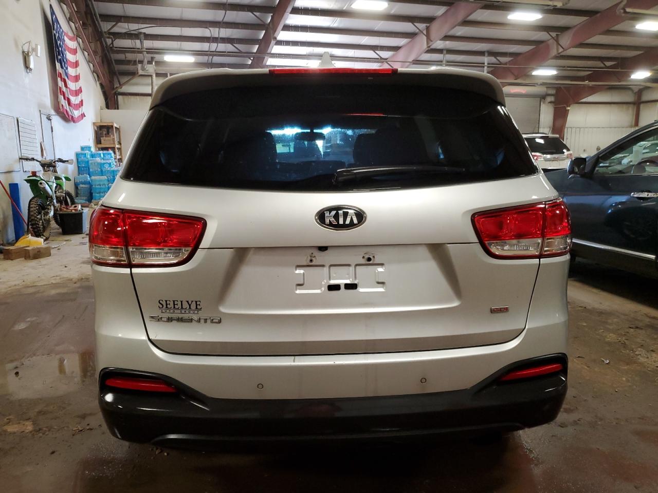 5XYPGDA3XGG102114 2016 Kia Sorento Lx