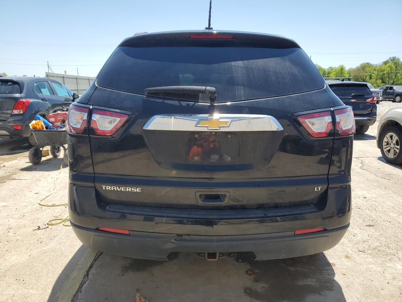 1GNKRGKD0HJ126993 2017 Chevrolet Traverse Lt