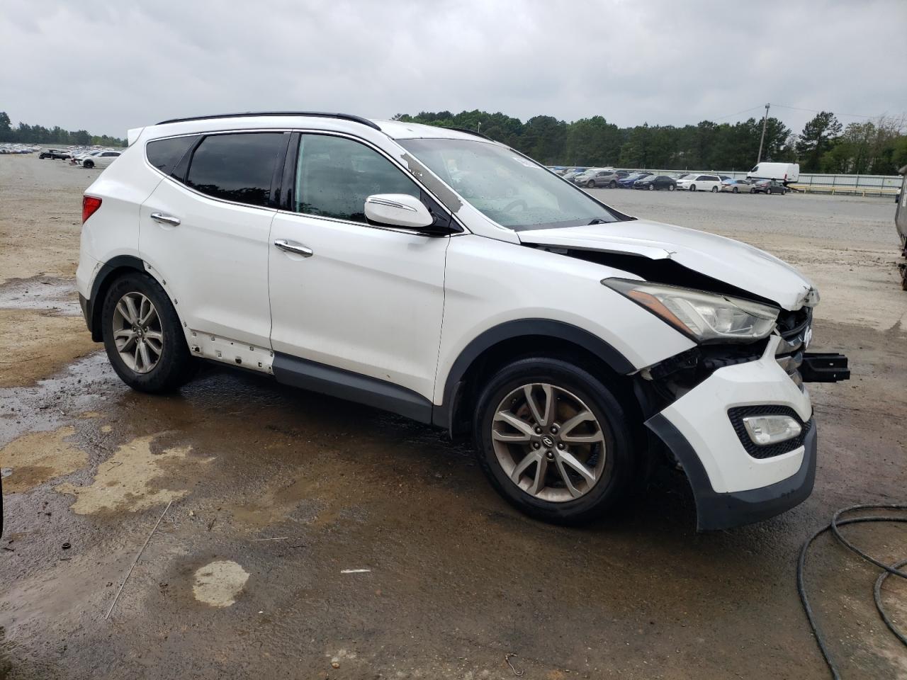 2014 Hyundai Santa Fe Sport vin: 5XYZU3LA7EG218617