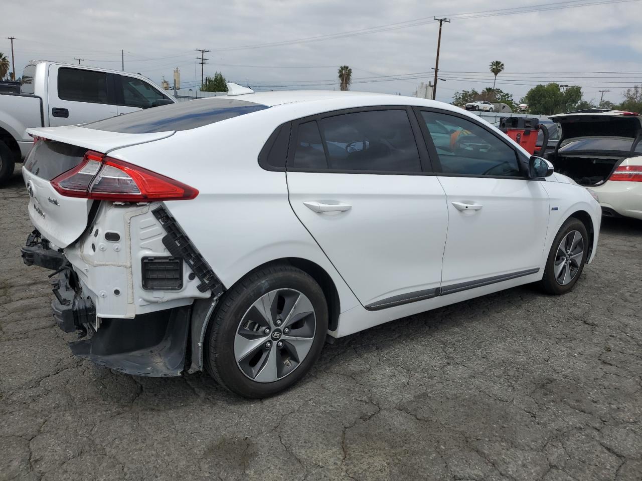 2019 Hyundai Ioniq vin: KMHC75LH7KU037528