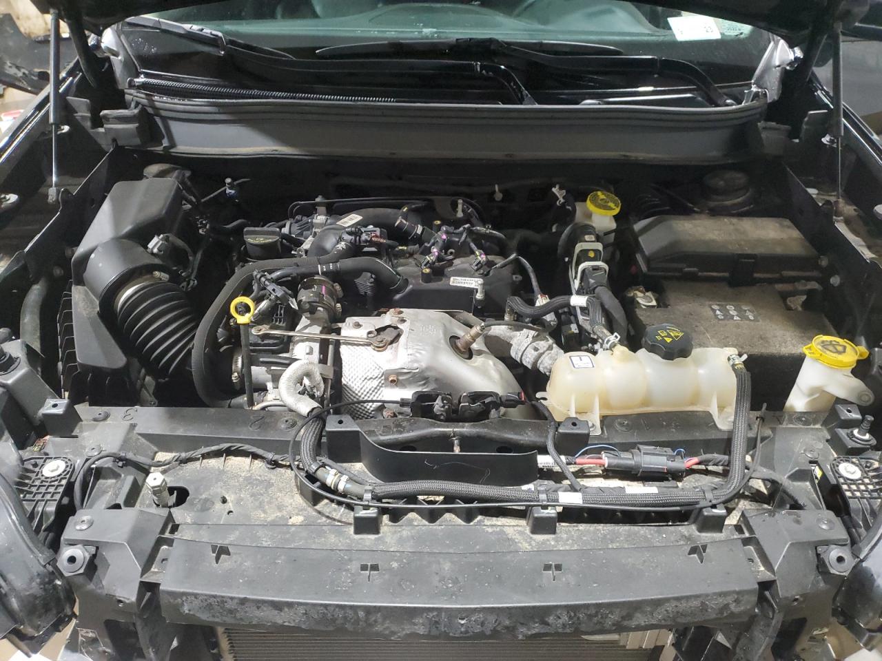 1C4PJMLN9KD355917 2019 Jeep Cherokee Latitude Plus