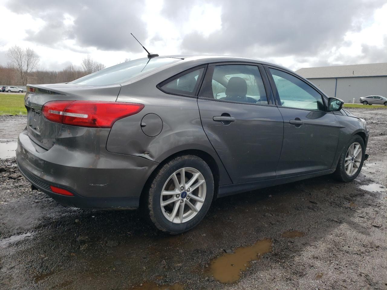 1FADP3F2XGL257429 2016 Ford Focus Se