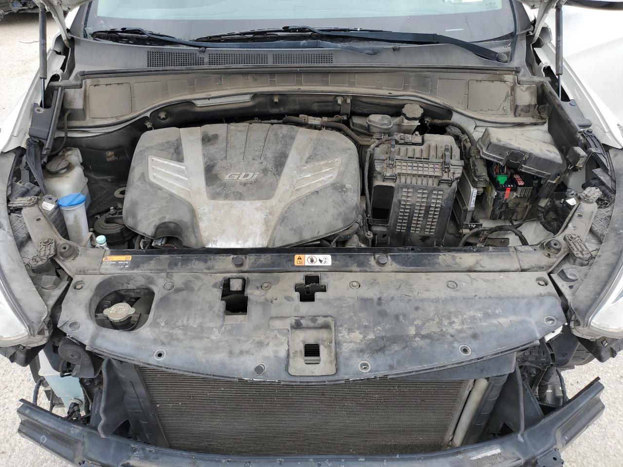 KM8SM4HF0GU134731 2016 Hyundai Santa Fe Se