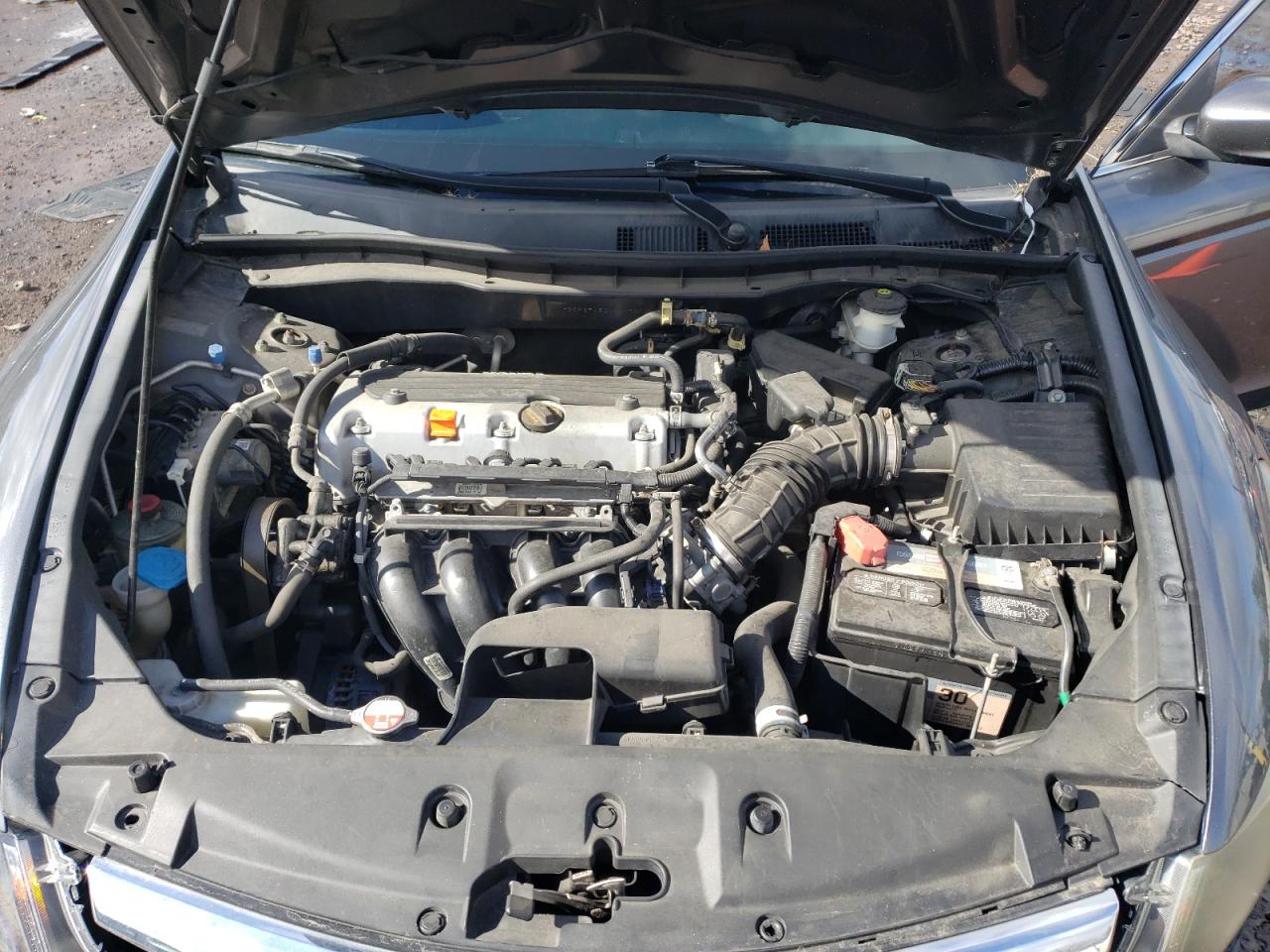 1HGCP2F48BA044700 2011 Honda Accord Lxp