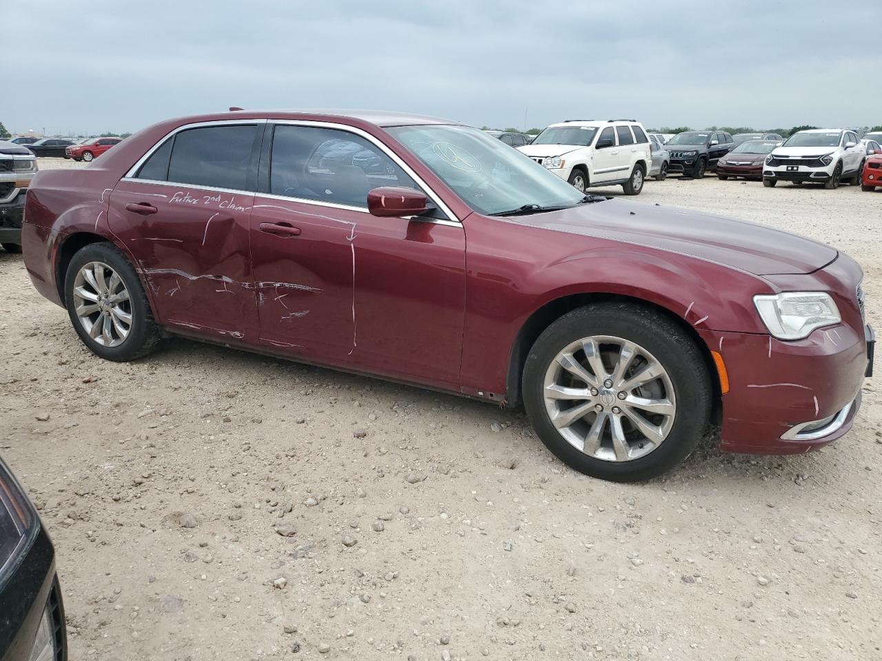 2C3CCARG6GH165801 2016 Chrysler 300 Limited