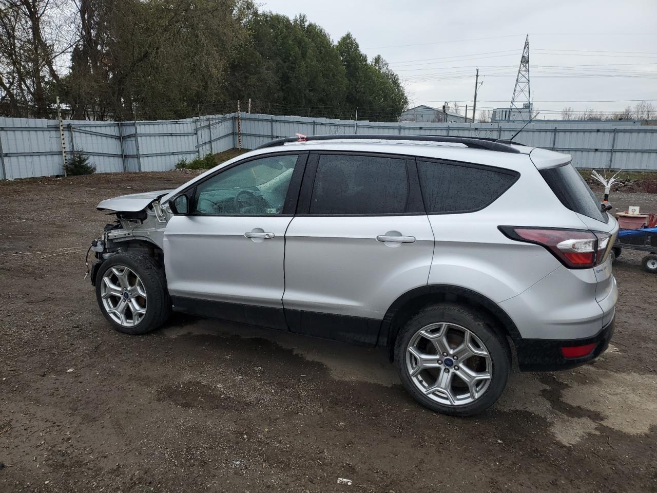 1FMCU0GD4HUD01140 2017 Ford Escape Se