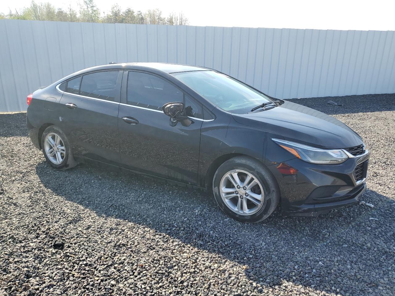 1G1BH5SE1H7257235 2017 Chevrolet Cruze Lt