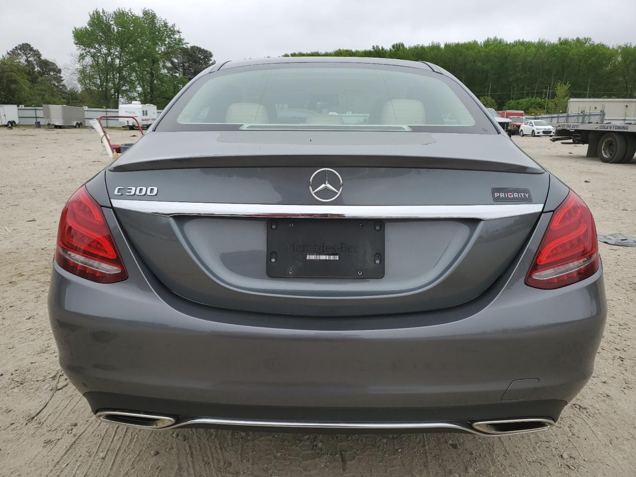 55SWF4JB1HU209470 2017 Mercedes-Benz C 300