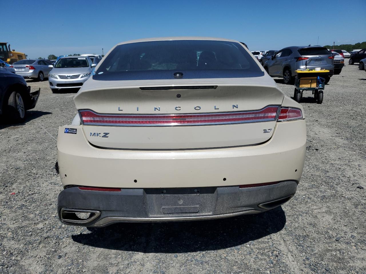 Lot #2476009864 2016 LINCOLN MKZ