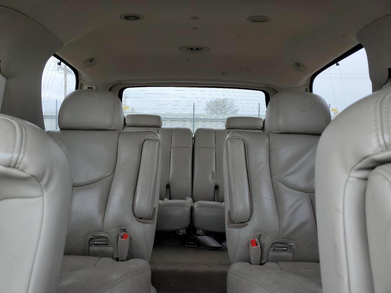 1GYEK63N95R174205 2005 Cadillac Escalade Luxury