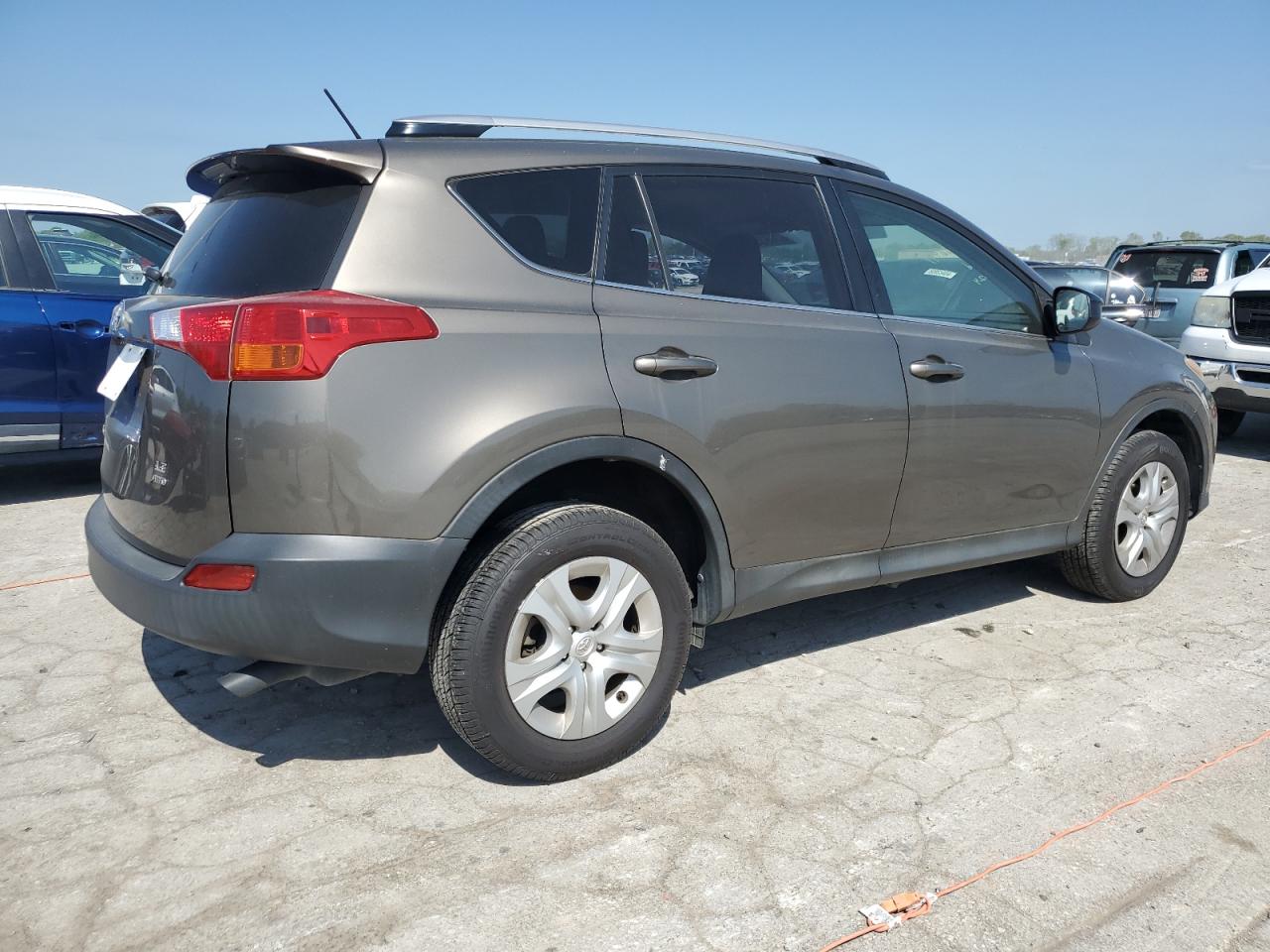 JTMBFREV3FD098491 2015 Toyota Rav4 Le