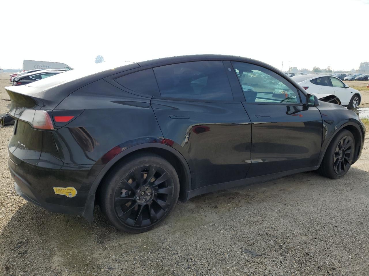 7SAYGAEE9NF351378 2022 Tesla Model Y