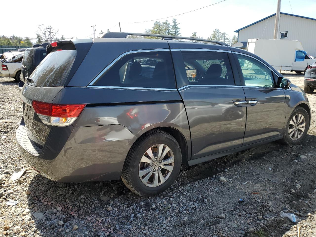 2016 Honda Odyssey Exl vin: 5FNRL5H65GB016386