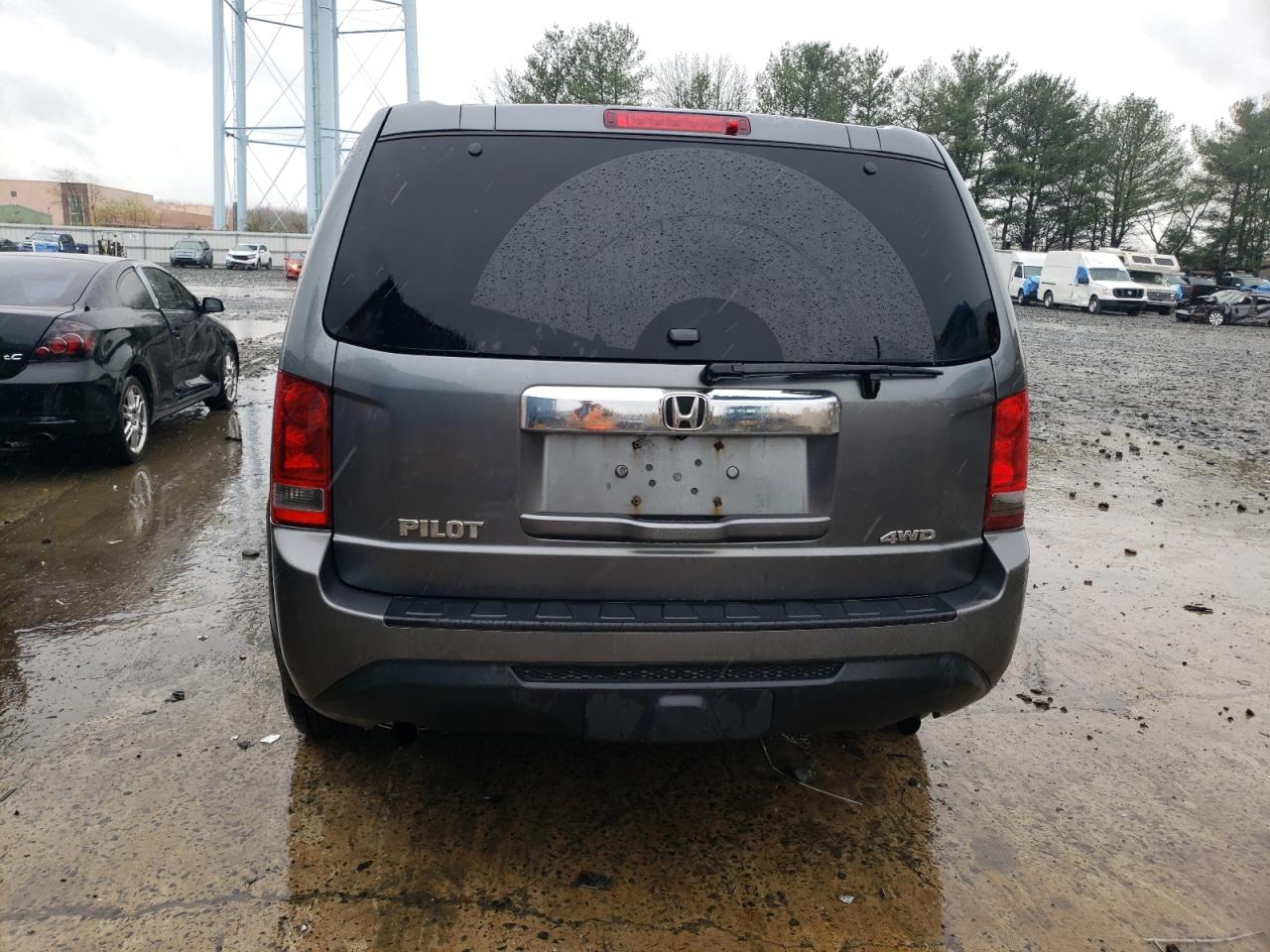 5FNYF4H24DB045674 2013 Honda Pilot Lx