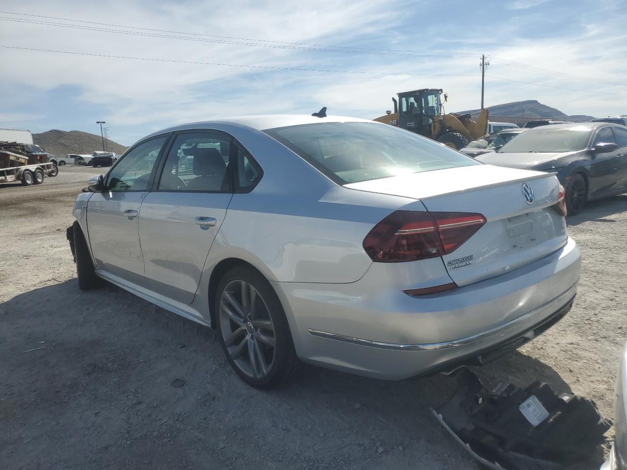 1VWAA7A34JC038234 2018 Volkswagen Passat S