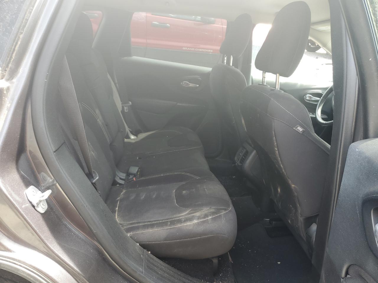 1C4PJMCB4FW663965 2015 Jeep Cherokee Latitude