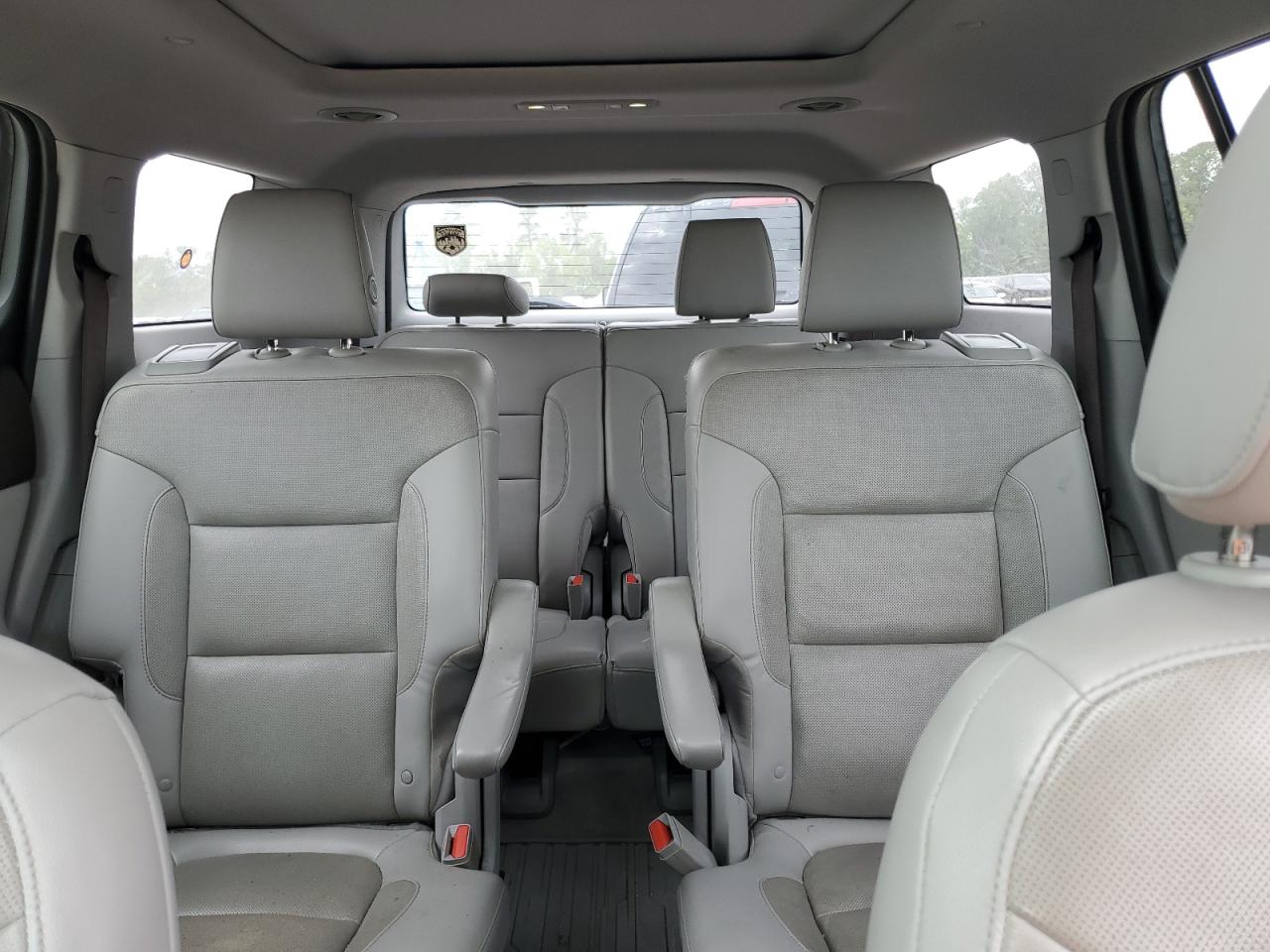 1GKKNNLS8HZ194423 2017 GMC Acadia Slt-2