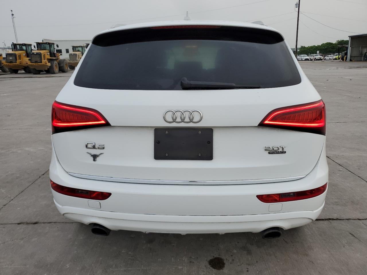 WA1C2AFP6HA081586 2017 Audi Q5 Premium