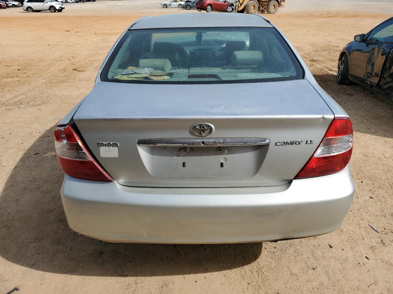 4T1BE32K02U507031 2002 Toyota Camry Le