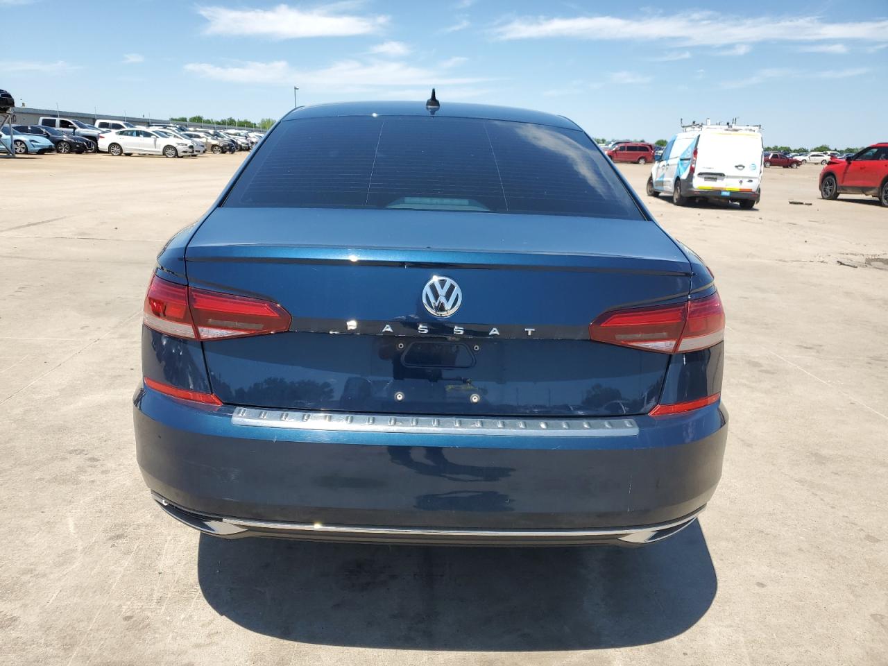 1VWSA7A30NC010070 2022 Volkswagen Passat Se