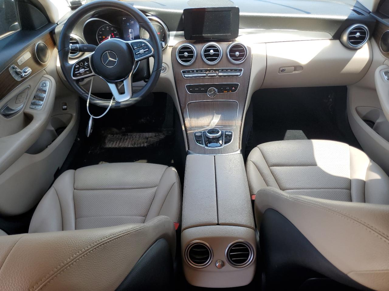 55SWF8DB6KU310675 2019 Mercedes-Benz C 300