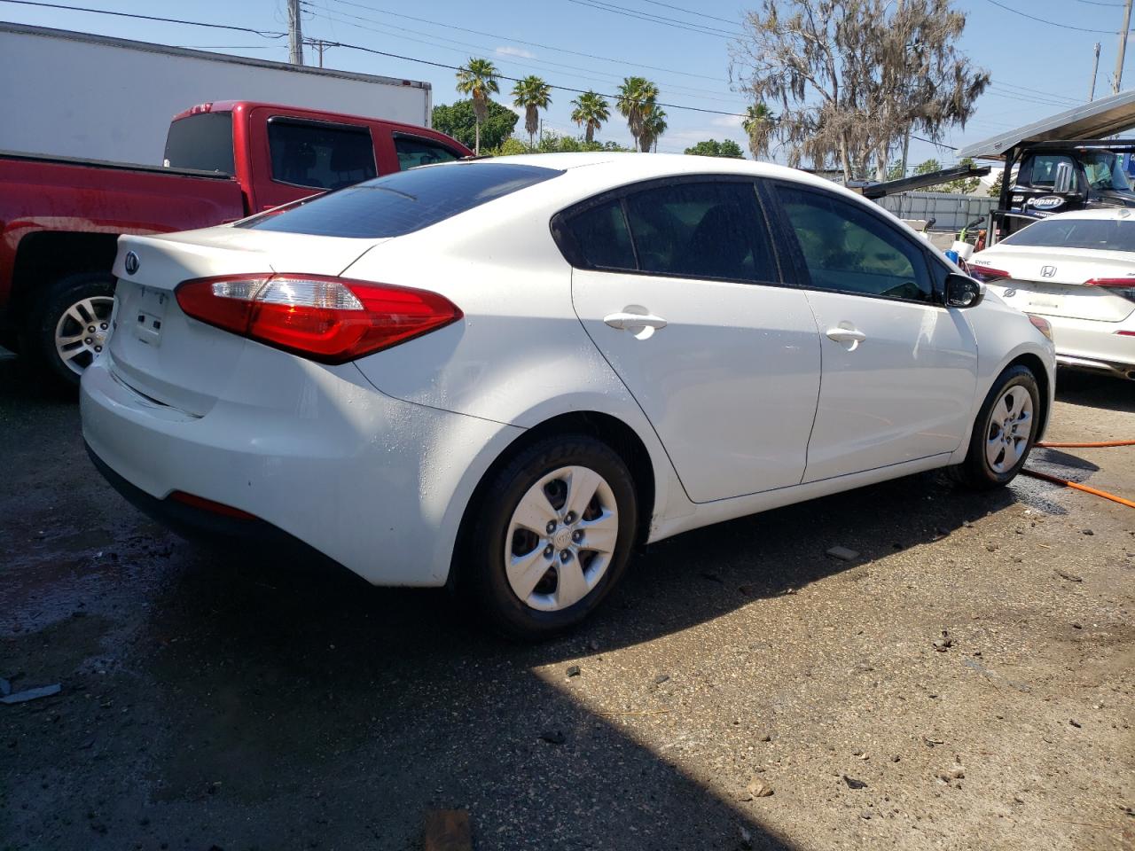 KNAFK4A67G5592070 2016 Kia Forte Lx