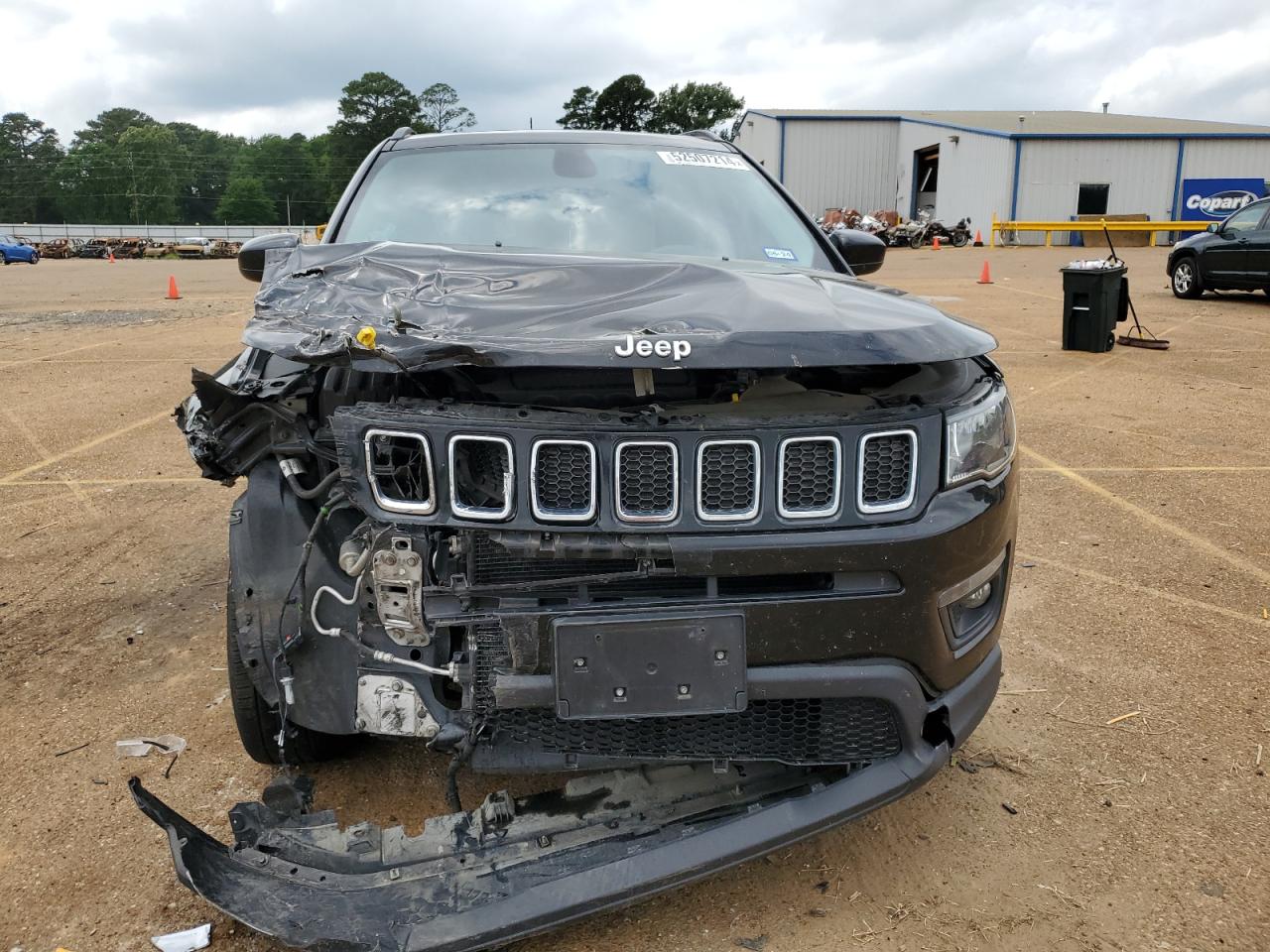 3C4NJCBB3JT488920 2018 Jeep Compass Latitude