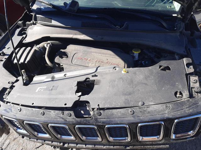 2018 Jeep Compass Latitude VIN: 3C4NJCBB0JT489006 Lot: 52153504