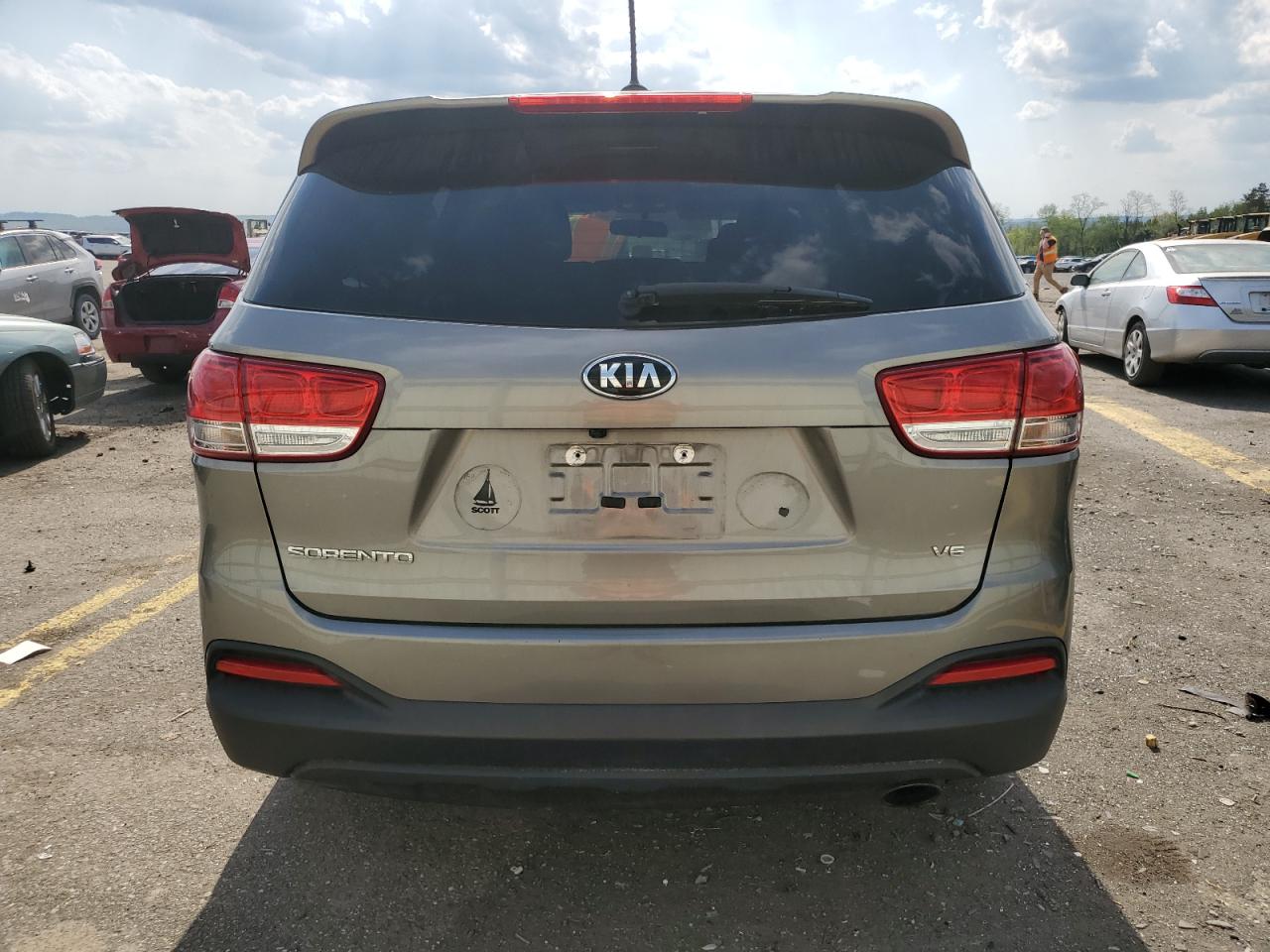 2017 Kia Sorento Lx vin: 5XYPGDA56HG328637