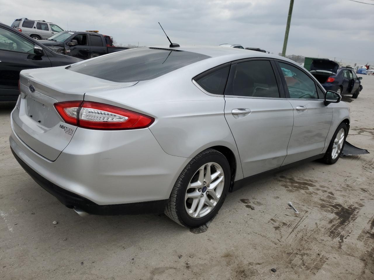 2014 Ford Fusion S vin: 1FA6P0G79E5369416