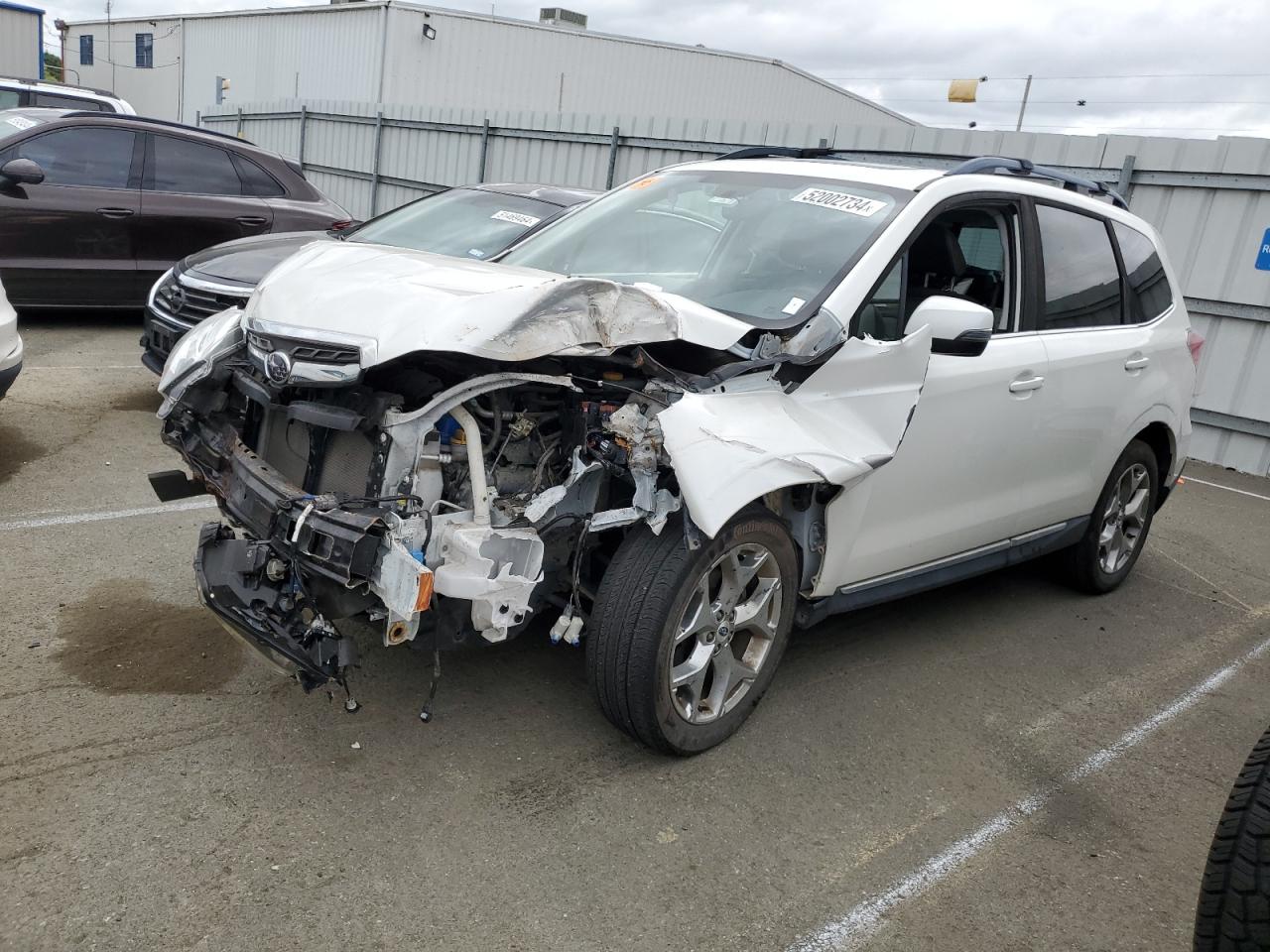 2018 Subaru Forester 2.5I Touring vin: JF2SJAWC0JH579718