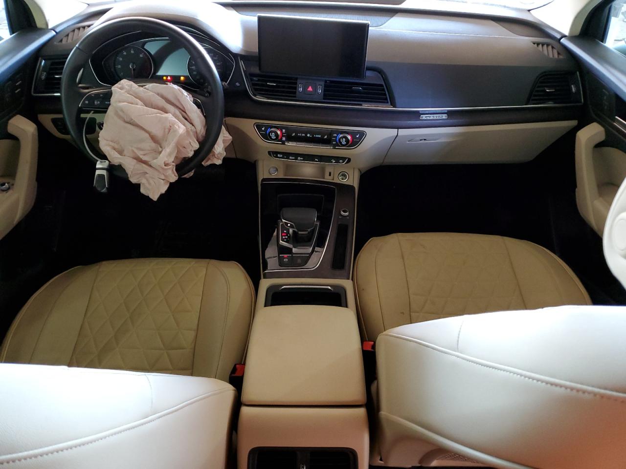 WA1AAAFY4M2026867 2021 Audi Q5 Premium