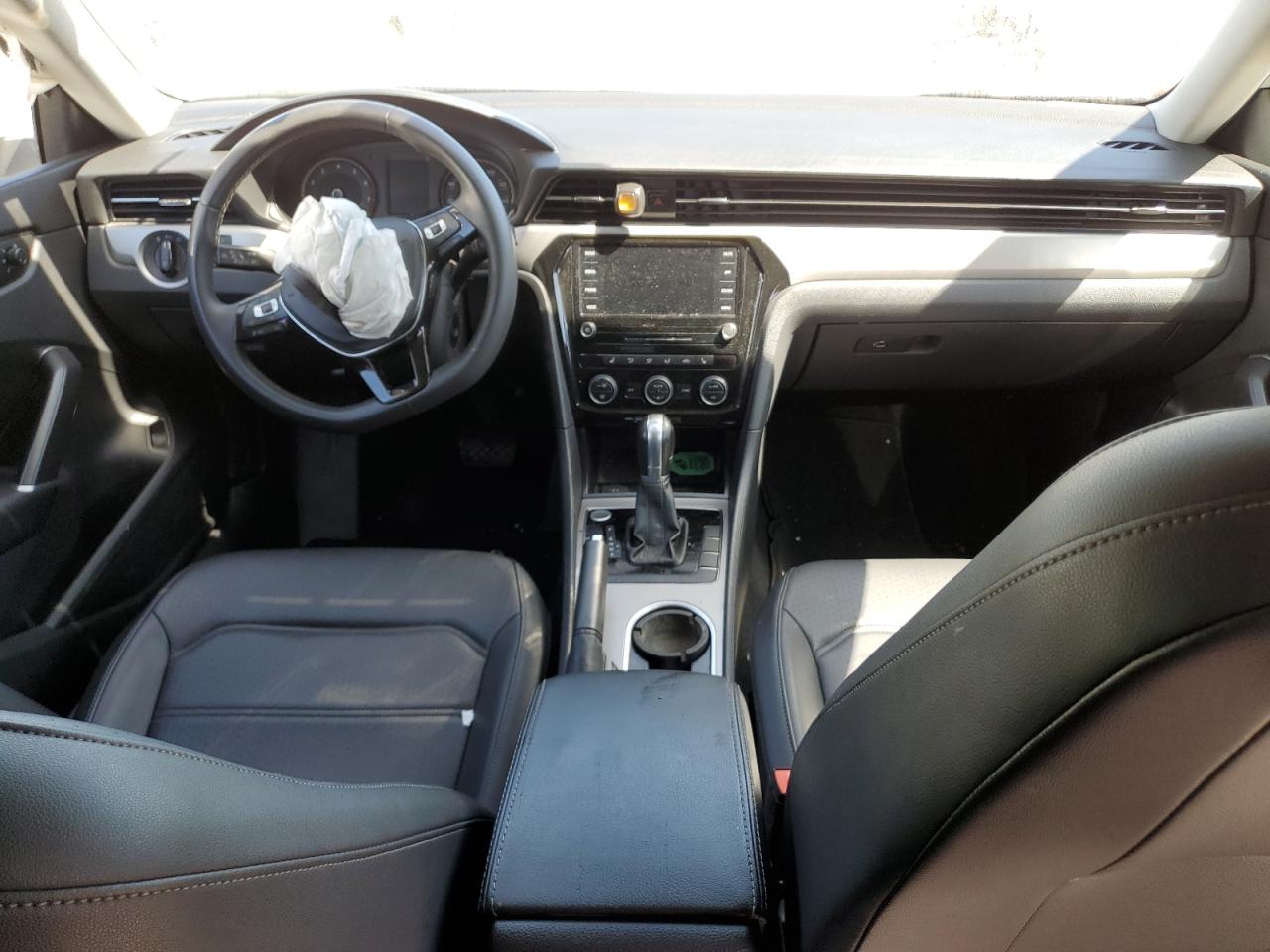 1VWSA7A32MC001742 2021 Volkswagen Passat Se