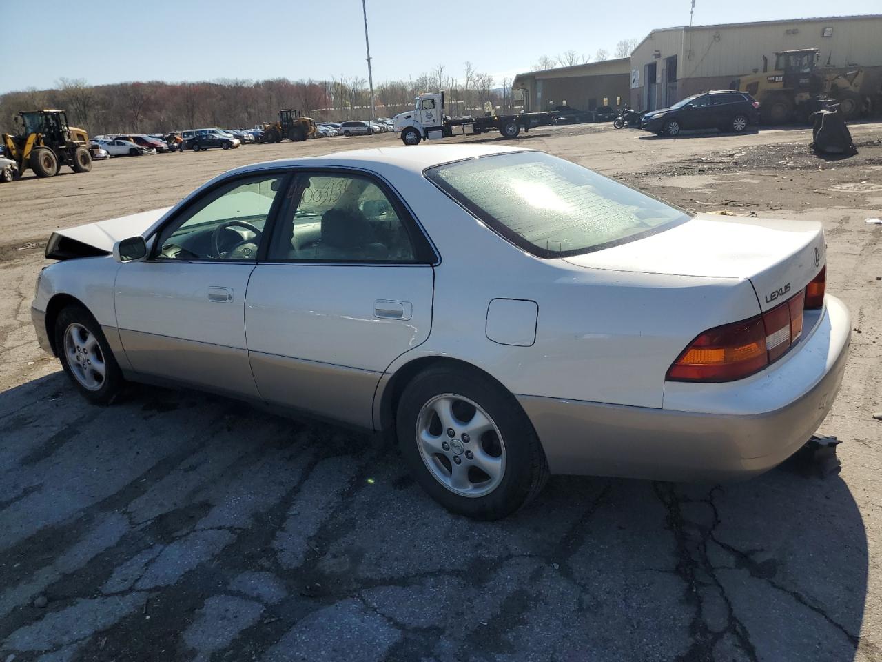 JT8BF28G3X5067675 1999 Lexus Es 300