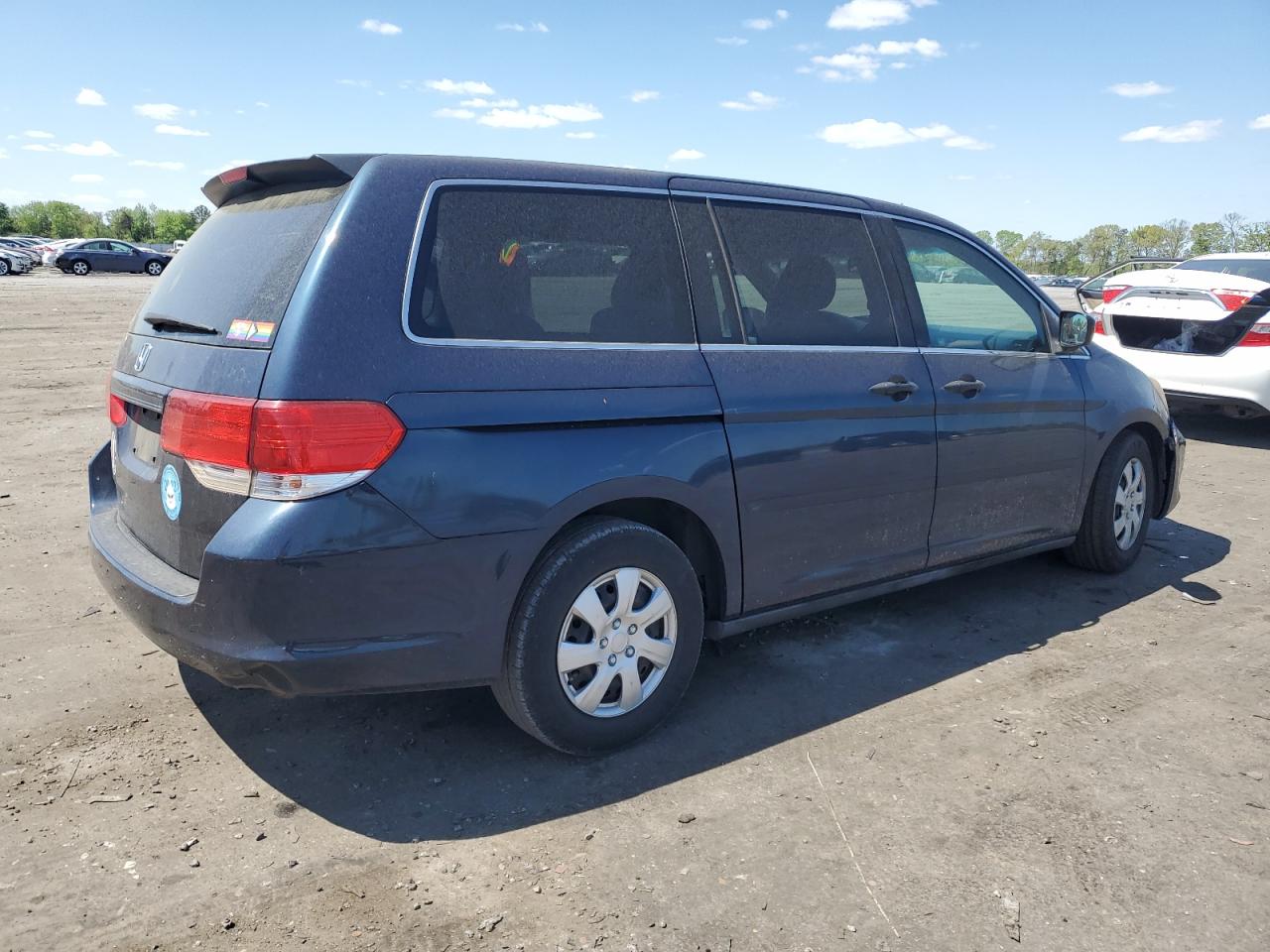 5FNRL3H27AB013403 2010 Honda Odyssey Lx