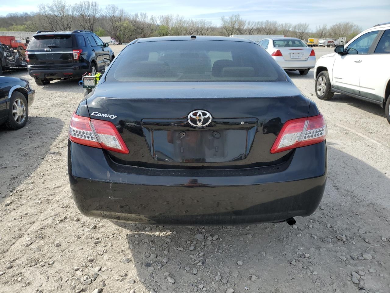 4T4BF3EK8AR062714 2010 Toyota Camry Base