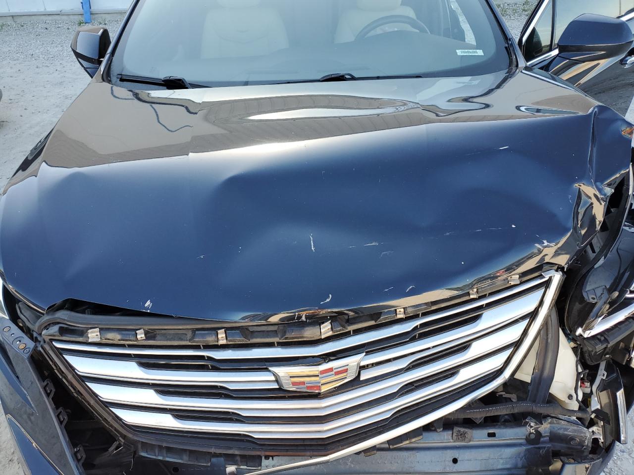 1GYKNARSXHZ255180 2017 Cadillac Xt5