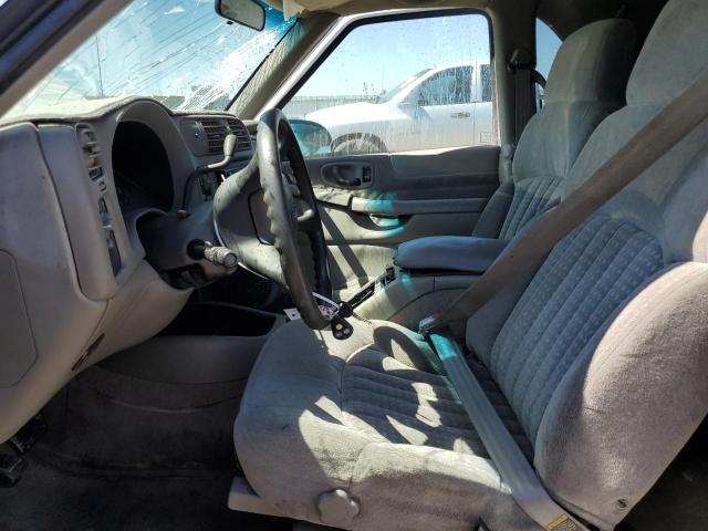 2000 Chevrolet Blazer VIN: 1GNCS18W8YK129679 Lot: 49068304