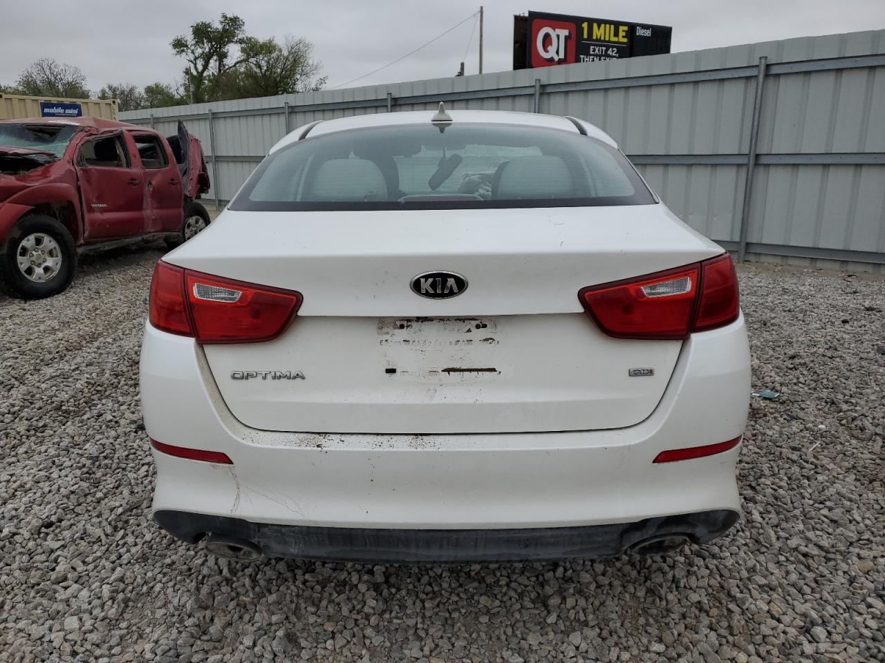 2015 Kia Optima Lx vin: KNAGM4A76F5556831