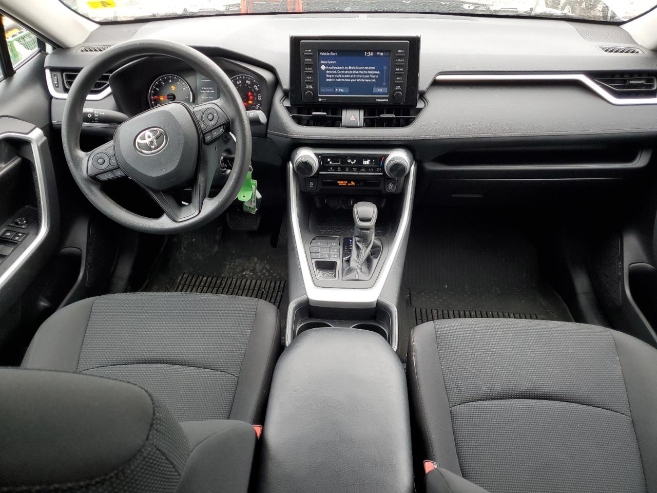 2T3G1RFV5MC172742 2021 Toyota Rav4 Le