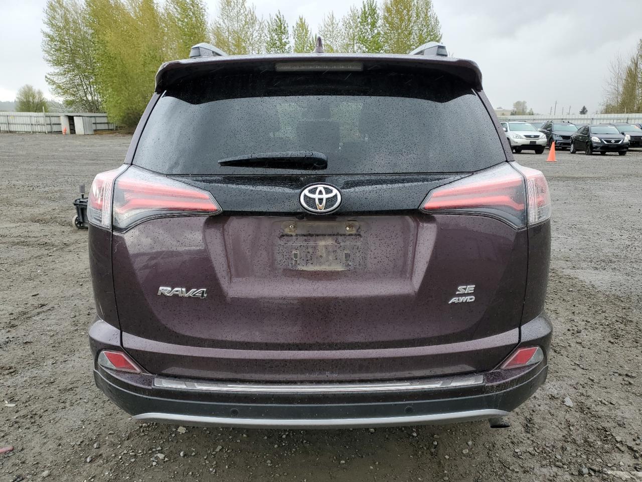 2T3JFREV2HW596523 2017 Toyota Rav4 Se