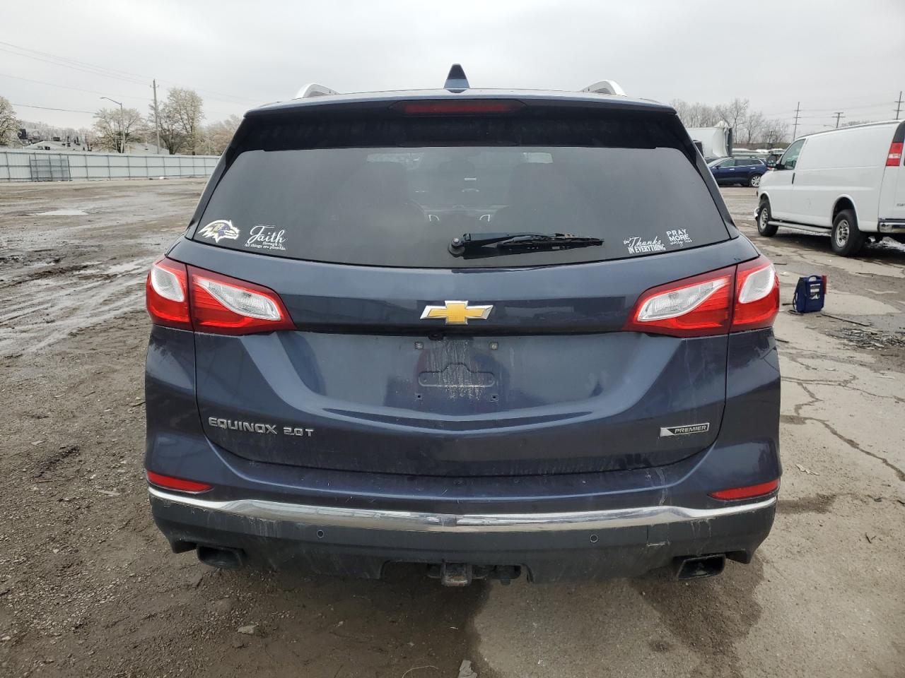 3GNAXNEX9JS633780 2018 Chevrolet Equinox Premier