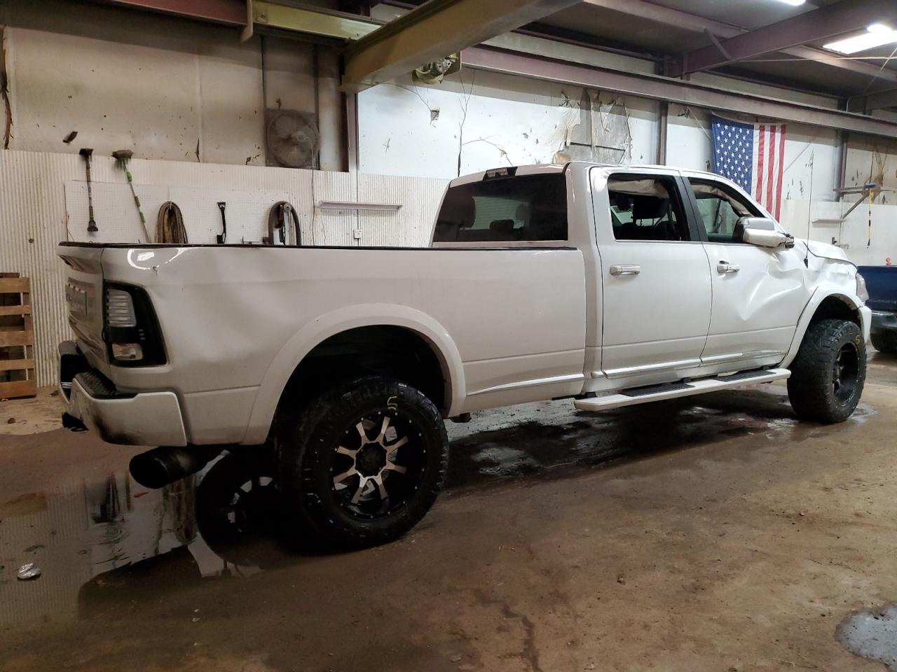 2018 Ram 2500 Longhorn vin: 3C6UR5LL8JG116934