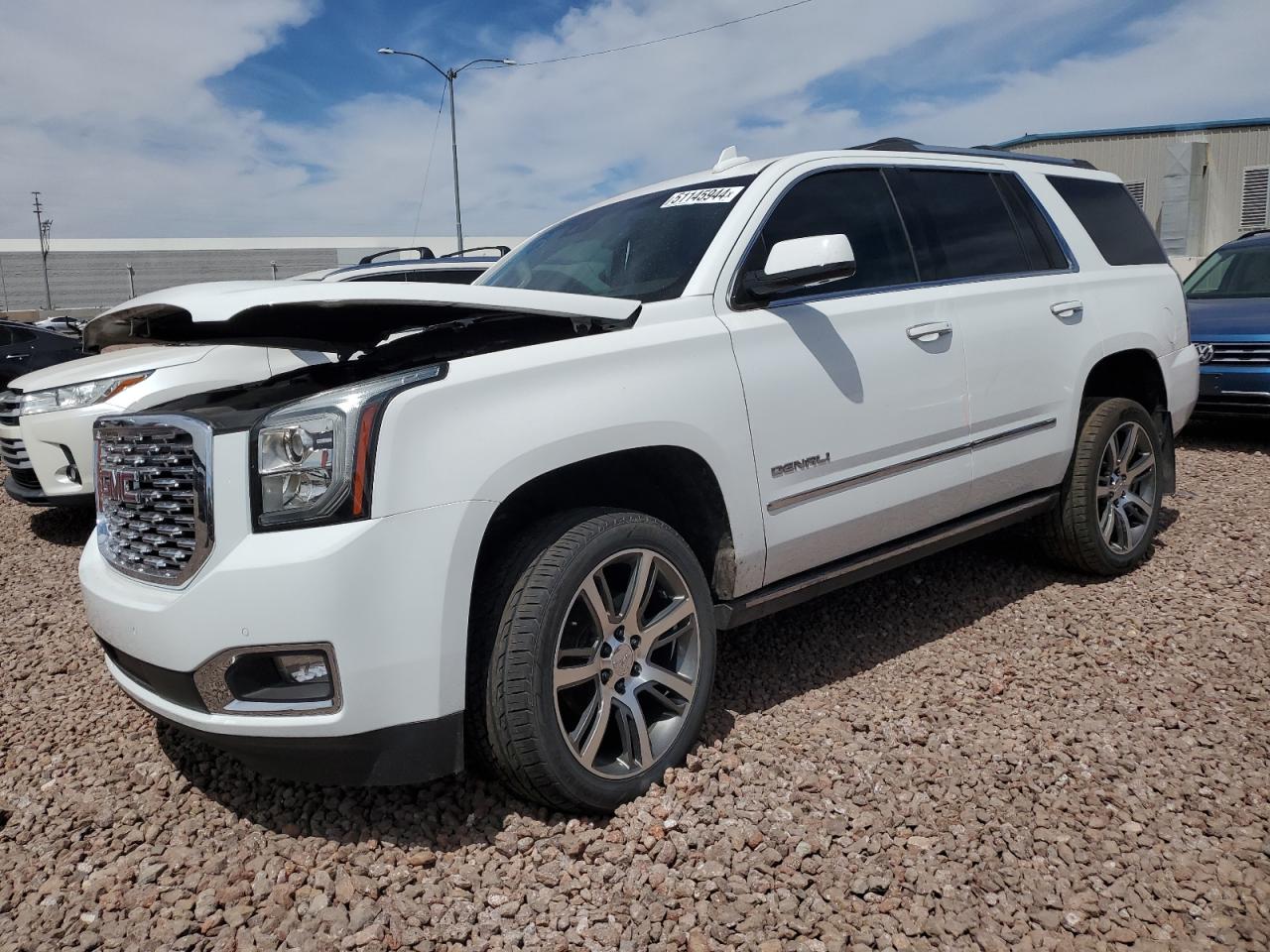 1GKS2CKJ0JR135619 2018 GMC Yukon Denali