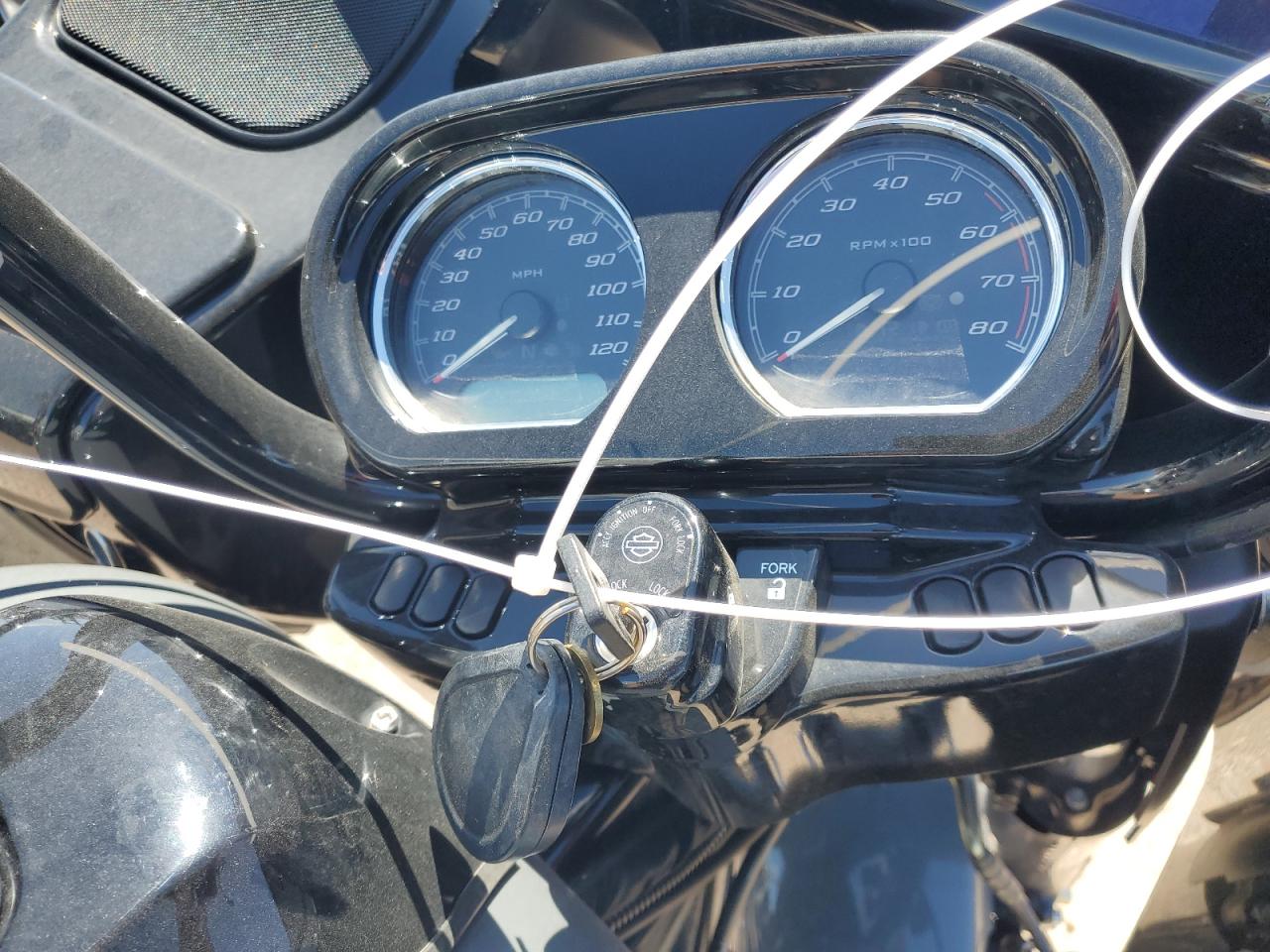 1HD1ACL19NB660099 HARLEY-DAVIDSON FLTRXST 2022