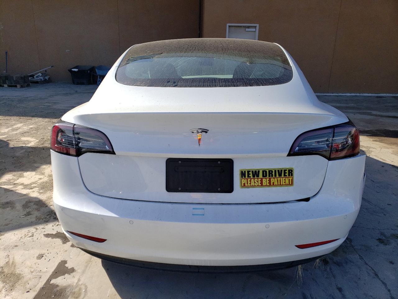 2021 Tesla Model 3 vin: 5YJ3E1EA4MF929833