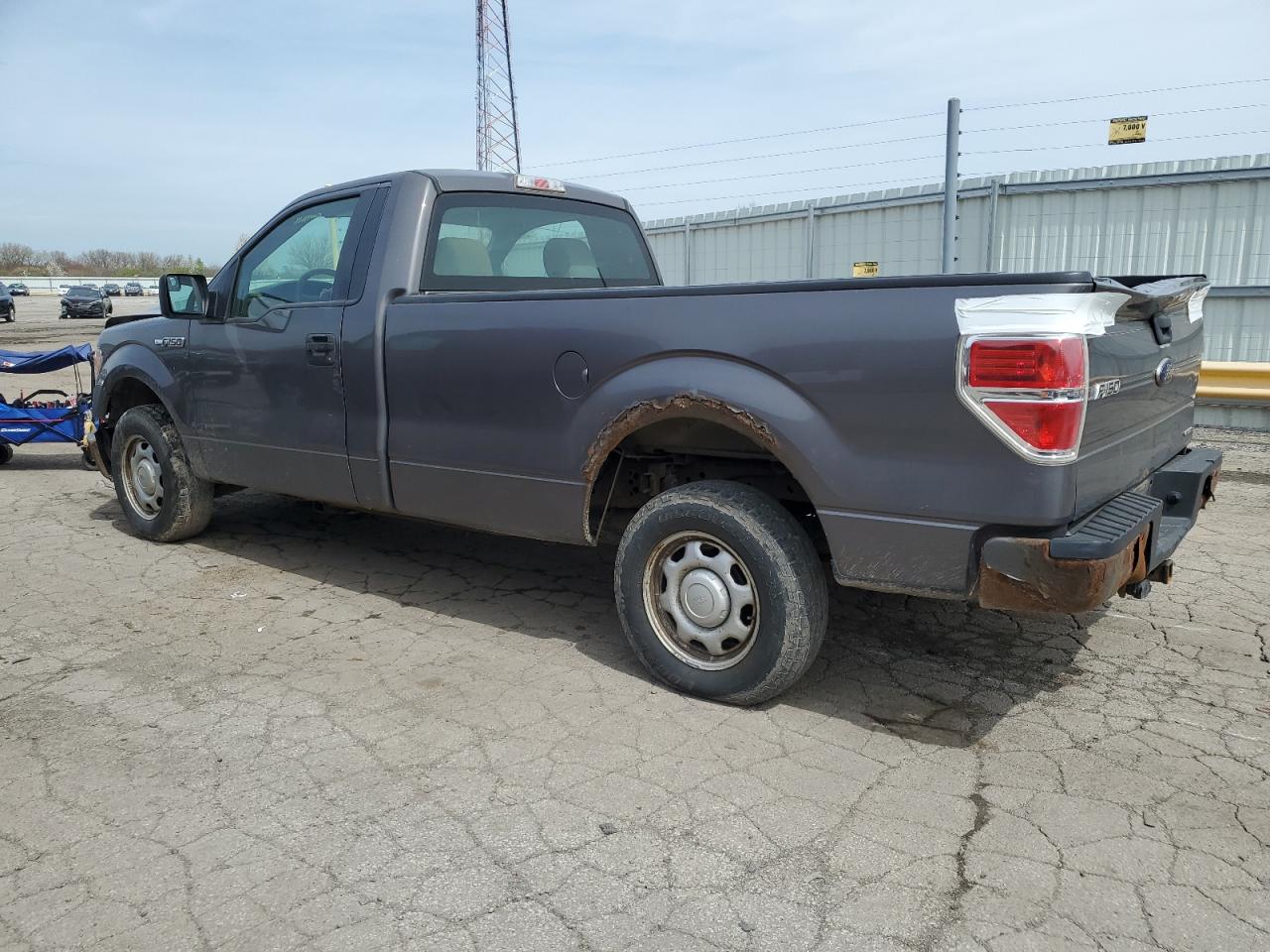 1FTMF1CMXDKE21576 2013 Ford F150