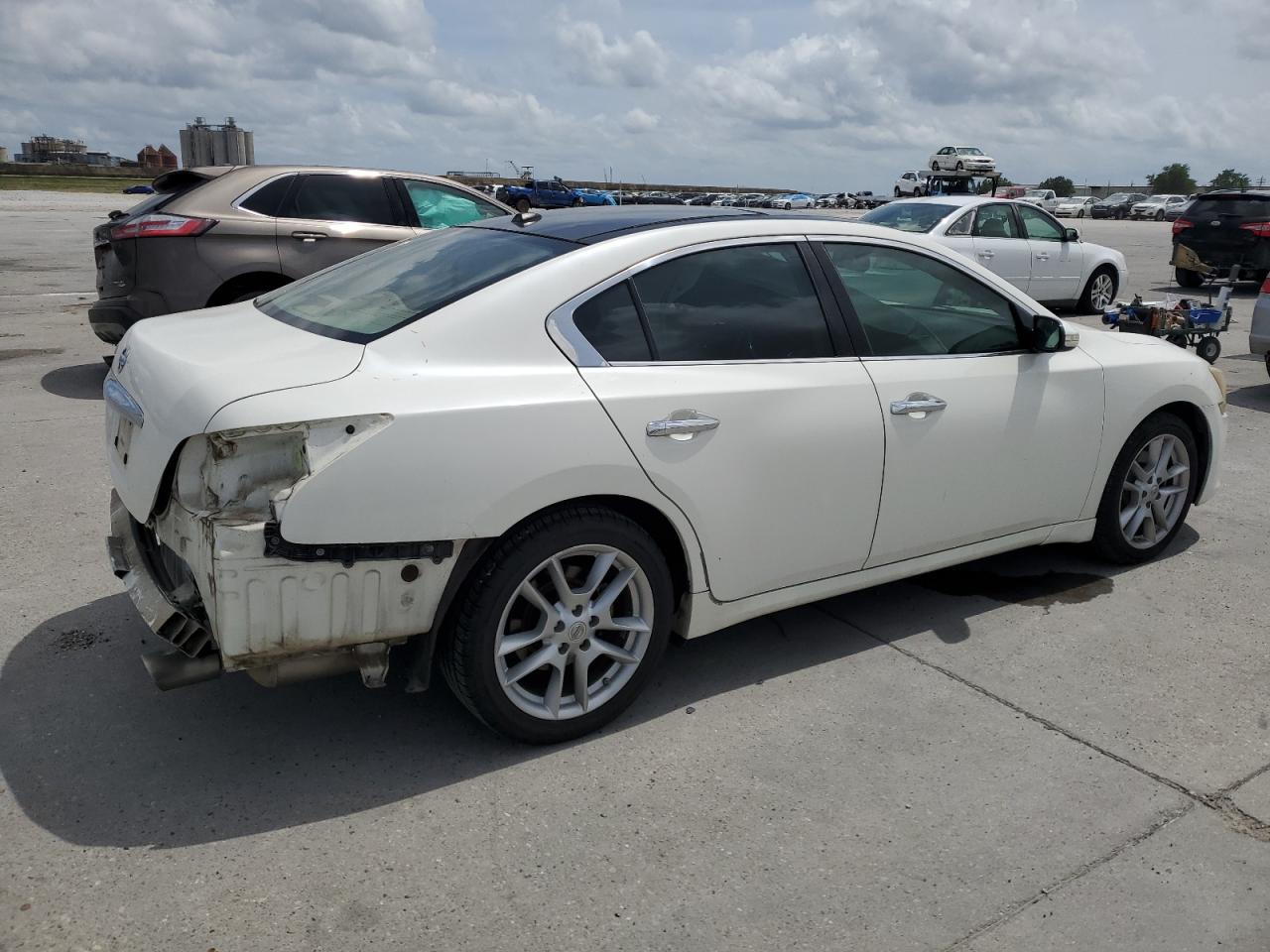 1N4AA5AP5BC824092 2011 Nissan Maxima S