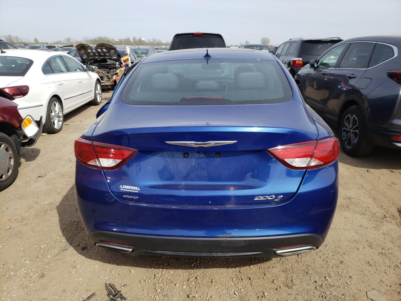 1C3CCCDG2GN126035 2016 Chrysler 200 S